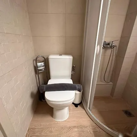 The Yellowblue Apartment, Downtown סלוניקי