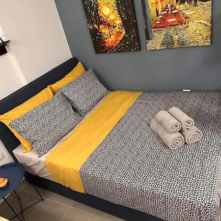The Yellowblue Apartment, Downtown דירה סלוניקי
