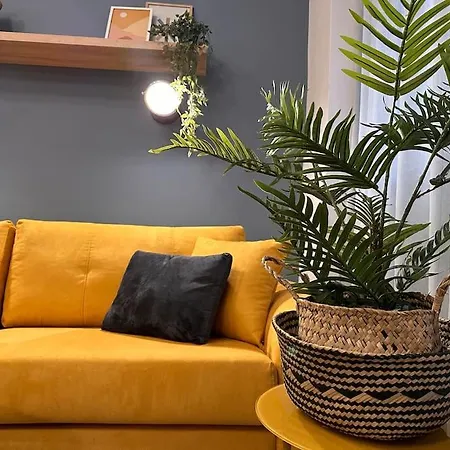 The Yellowblue Apartment, Downtown Apartament *